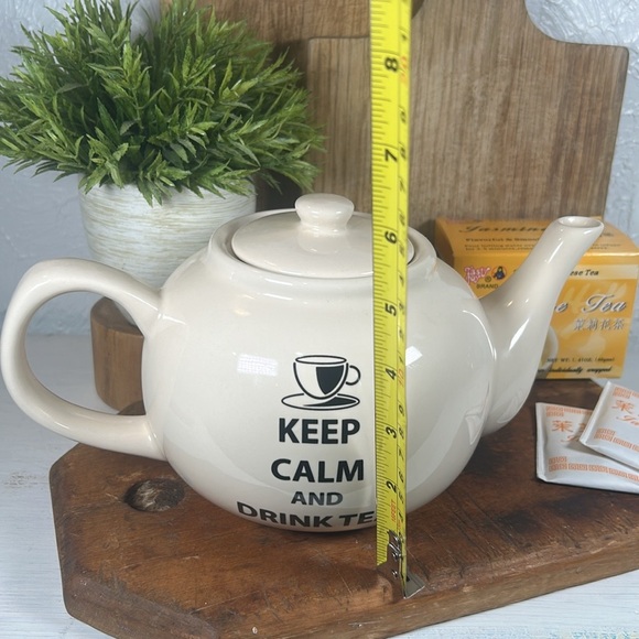 Tea Pot Keep Calm & Drink Tea 5 Cup Capacity Tea Serving Pot Hot Drink Server - Picture 11 of 15